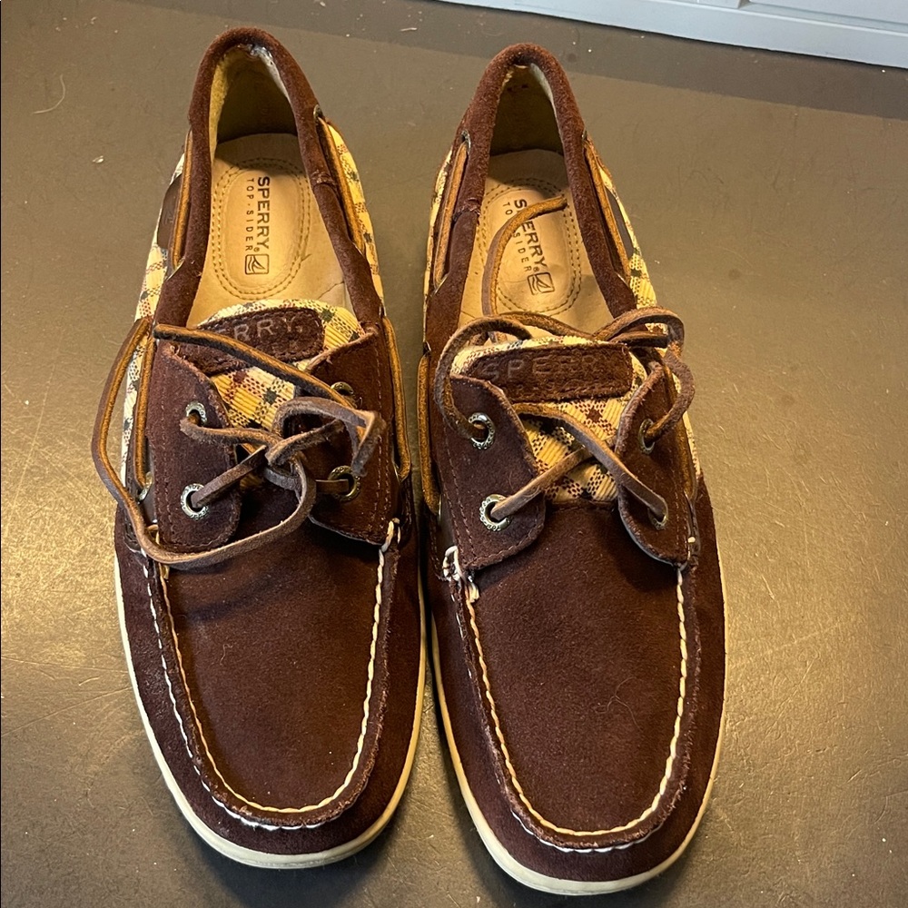 Sperry Top Sider Brown & Side Plaids Accent Boat Shoes. Size 7.5